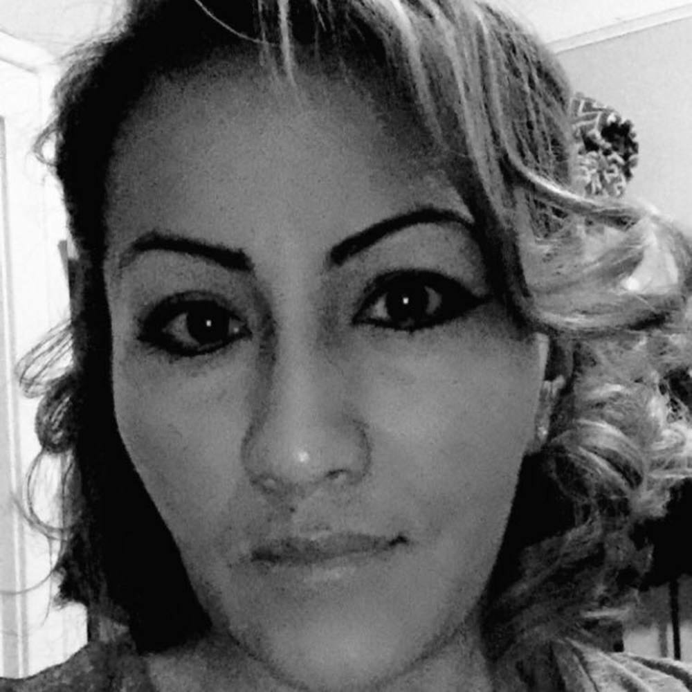 Meet your Posher, Adriana